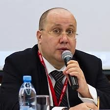 Весна была достаточно холодной, лето только-только наступает. Поэтому нет ничего такого, что противоречило бы здравому смыслу. Будет хорошее лето — будут ягоды. Июль, август — ягодное время, тогда цены пойдут на спад.