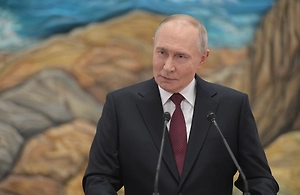 Путин призвал вузы открыть факультеты русского языка