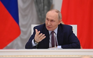 Золотой резерв силовых структур: Путин проводит встречу с выпускниками военных вузов в Кремле