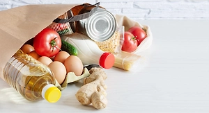 Только место занимают: Роскачество назвало продукты, которые нельзя держать в холодильнике
