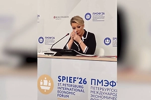 «Можно мне салфетку?»: Захарова расплакалась, показывая фото погибших детей из Старобельска