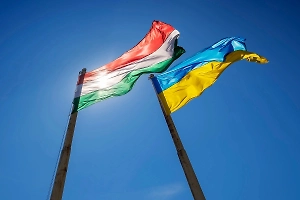 Будапешт неожиданно уступил: Переговоры Украины о вступлении в ЕС разблокированы
