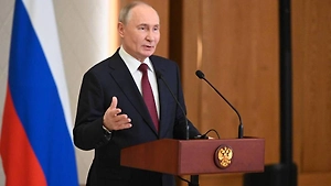 Гэллоуэй высоко оценил ответы Путина на ПМЭФ и назвал его мастером