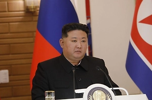 Песков назвал Ким Чен Ына желанным гостем в России