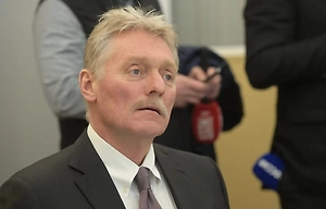Песков: Max продолжит развиваться вопреки абсурдным санкциям ЕС