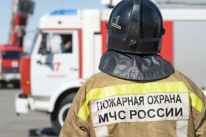 Обломки дрона подожгли предприятие на Кубани: на тушение бросили 50 человек