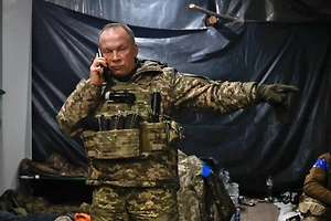 «Зачем это нужно?»: Украинских военных из-под палки заставляют на видео расхваливать Сырского