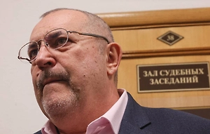 С политика Бориса Надеждина* принудительно взыскивают 1,4 млн рублей