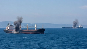 ВС РФ поразили в море два судна с военными грузами для ВСУ у порта Черноморск