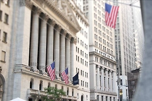 США ввели пошлины до 12,5% против 60 торговых партнёров