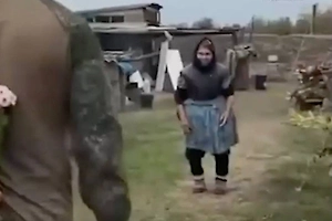 «БабУ» стала родной: Российские бойцы взяли под опеку 90-летнюю жительницу Запорожья