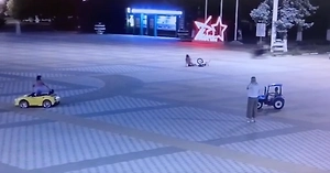 СК начал проверку после наезда питбайка на семилетнюю девочку на Кубани