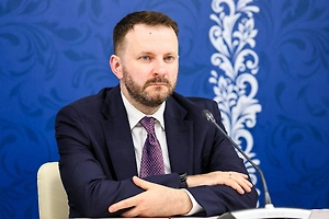Орешкин заявил о рисках хранения резервов в валютах стран G7