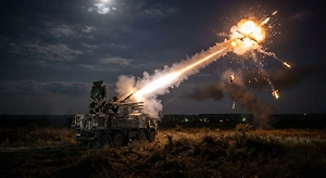 Российские зенитчики отразили массированный налёт ВСУ: 295 дронов отправлены в утиль
