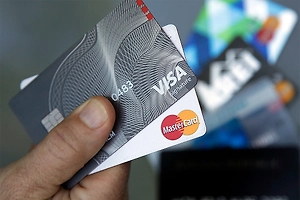 Карты Visa и Mastercard в России: что сказала Набиуллина, когда их отключат и что делать