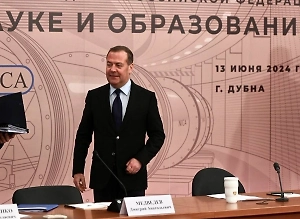 «Ловили бы как тараканов»: Медведев оценил эффект от биометрического контроля на границе