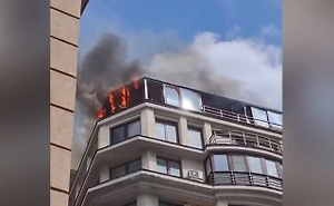 Прокуратура взяла на контроль расследование пожара в ЖК в центре Москвы