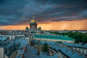 В Петербурге приостановлена работа двух логистических центров