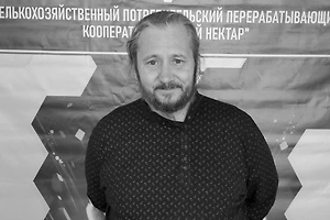 Названа причина смерти 60-летнего телеведущего Максима Сырникова