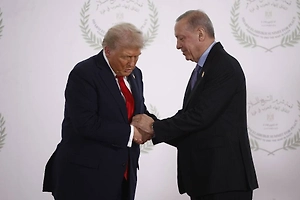 AP: Трамп согласился приехать на саммит НАТО в Анкару «из уважения» к Эрдогану