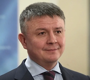 Наши моряки в очередной раз доказали, что способны профессионально, хладнокровно и решительно защищать российские суда и безопасность морского судоходства. Настоящие мужчины — именно так можно сказать об экипаже, который не допустил развития опасной ситуации и обеспечил беспрепятственное прохождение танкера. Их действия заслуживают уважения и высокой оценки.