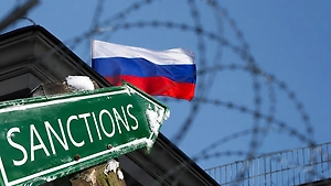 Большие пакеты не лезут: ЕС задумался о санкциях почаще и помельче