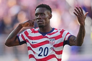 NYP: США угрожали ФИФА судом из-за красной карточки Балогана