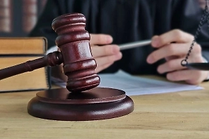 Сына подозревают в изнасиловании 78-летней матери в Кузбассе