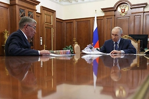 Путин и тульский губернатор Миляев обсудили стратегию по повышению рождаемости
