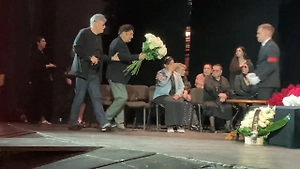 Актёр Николай Шишков упал на сцене во время прощания с Екатериной Жемчужной