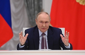Путин связал трудности с топливом с попытками сорвать сезон отпусков