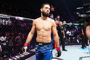 Махачев предсказал следующего чемпиона UFC: Пояс должен забрать дагестанец из Франции