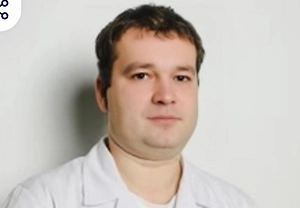 В августе романтика никуда не уходит и свидания продолжаются на пляжах, в лесах и у водоёмов. Температура воды и воздуха ночью уже резко падает. Результат — массовый сентябрьский наплыв пациентов с «простуженными» органами малого таза, острым циститом и обострением простатита.