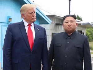 Трамп опубликовал фото Ким Чен Ына после его ответа о переговорах