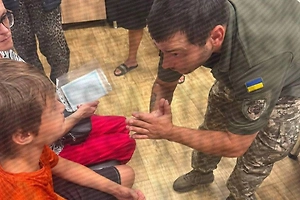 Сотрудник ТЦК извинился перед 13-летним мальчиком за нападение в Одессе