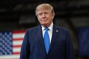 Трамп пригрозил Ирану драконовскими санкциями на случай срыва сделки