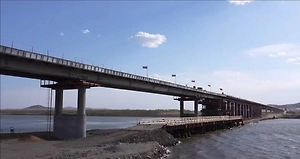 Строительство нового моста на границе с КНДР почти завершено, заявил Хуснуллин