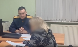 Отец девочки, которую мать столкнула с балкона в Подмосковье, находится в тюрьме