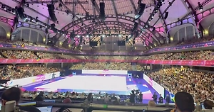 Российских гимнасток встретили аплодисментами на чемпионате мира в Германии