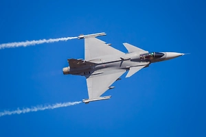 В Венгрии разбился истребитель Gripen, пилот катапультировался