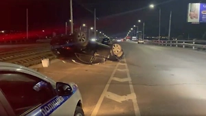 18-летний парень на Infiniti сбил пешехода в Улан-Удэ и перевернулся
