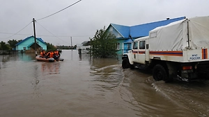 До 400 тысяч на семью: Власти компенсируют томаринцам ущерб от мощного циклона