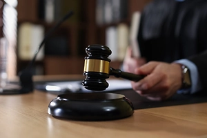 Младенцы на экспорт: Во Владивостоке вынесли приговор врачам за продажу детей в Китай