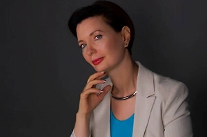 Стеатоз, или жировой гепатоз неалкогольной природы, часто возникает у людей, которые злоупотребляют фруктозой. В основном это касается тех, кто употребляет добавочную фруктозу в виде сладких напитков или соков, особенно осветлённых и без клетчатки. И как раз к 1 сентября такое может случиться с теми, кто переел арбузов.