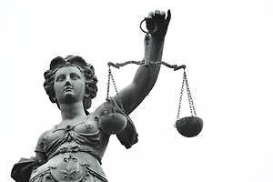 Защита Мизгира опровергла признание вины по делу о поставках тушёнки на СВО