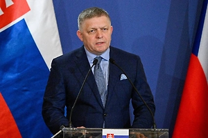 Фицо связал вопрос Зеленскому об убийстве русских с формированием ненависти к РФ
