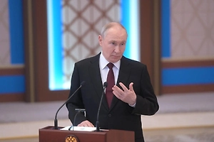 Путин объяснил причины СВО на примере охоты косаток на белых медведей