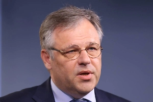 Мирошник заявил о связи эскалации со стороны Киева с новым финансированием