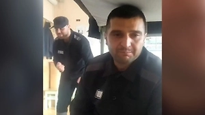 Двойник Зеленского с голосом солиста «Руки Вверх!» ушёл из колонии на СВО