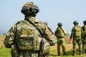 Российские бойцы в форме противника уничтожили пять военных ВСУ